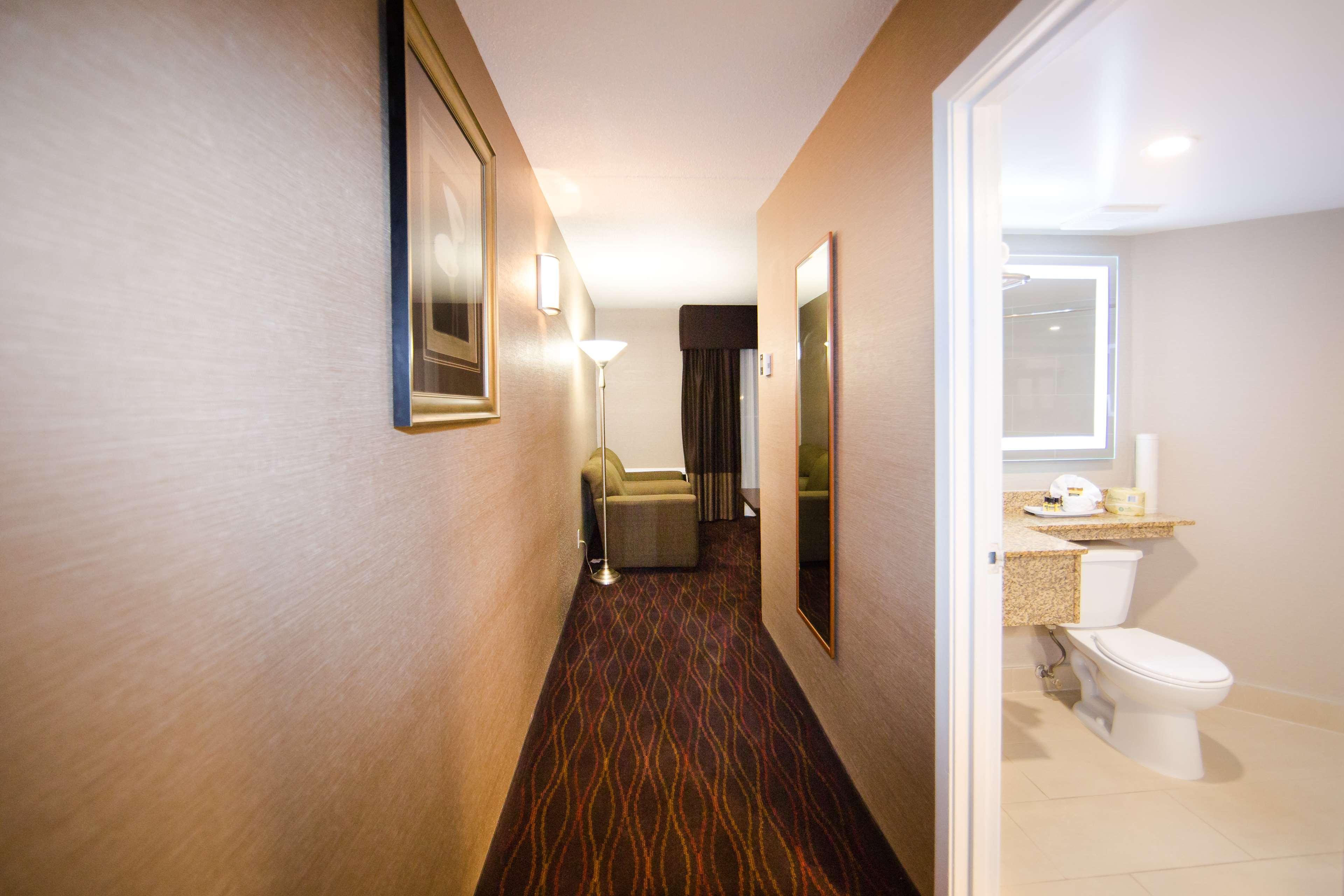 Best Western Plus Ottawa Kanata Hotel&Conference Centre Exterior foto