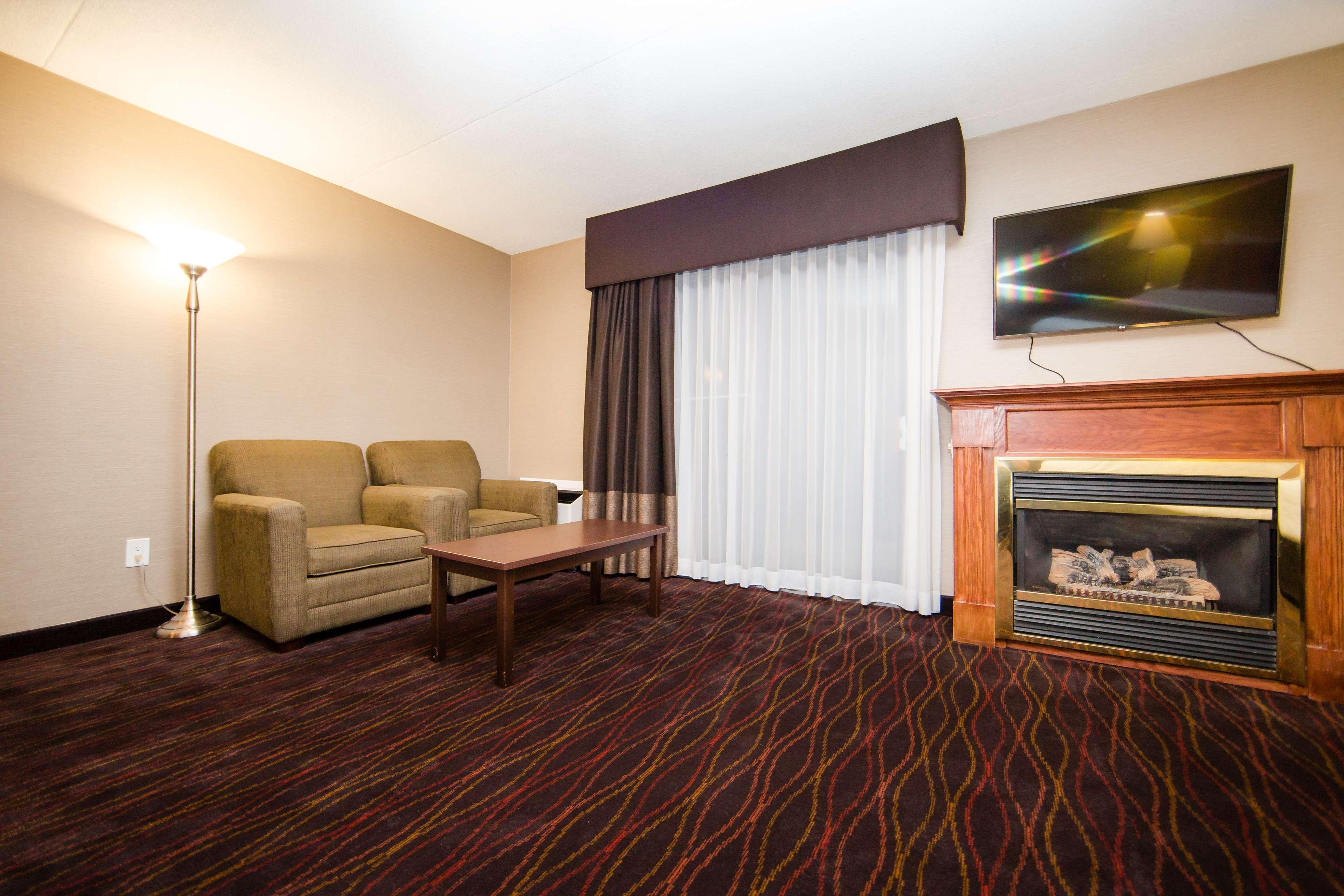 Best Western Plus Ottawa Kanata Hotel&Conference Centre Exterior foto